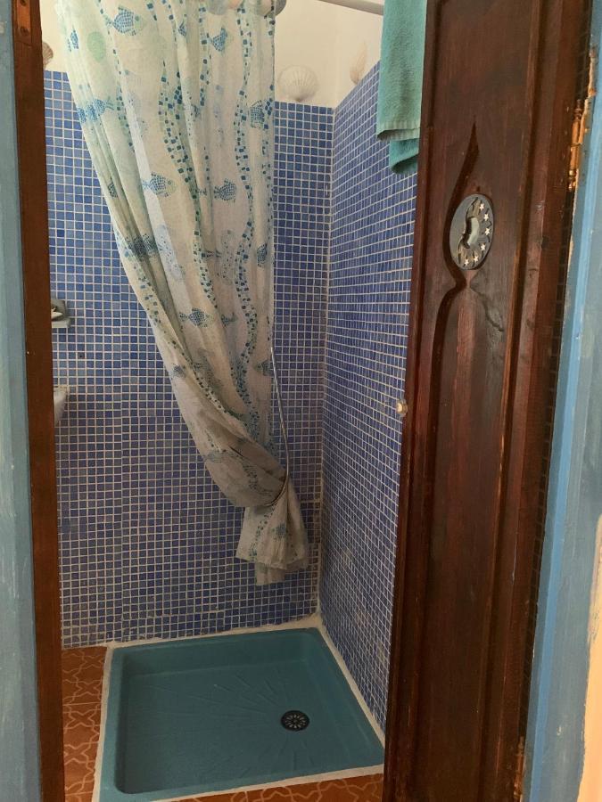 Hathor ,Casa Marroqui Con Dos Terrazas En La Medina Antigua , Ideal Parejas!! Wifi!! Asilah Exterior photo