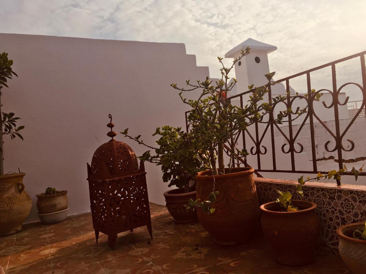 Hathor ,Casa Marroqui Con Dos Terrazas En La Medina Antigua , Ideal Parejas!! Wifi!! Asilah Exterior photo