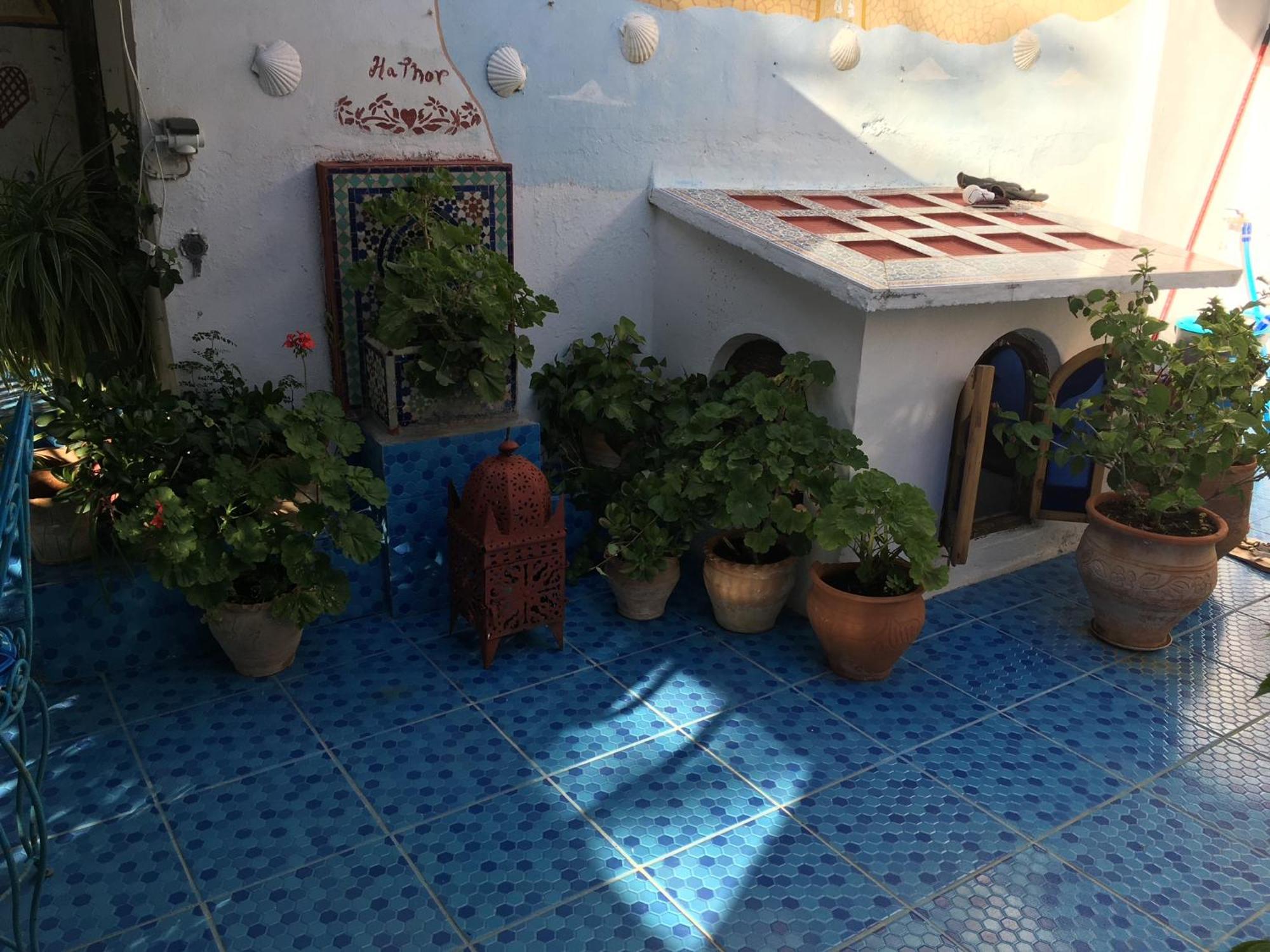Hathor ,Casa Marroqui Con Dos Terrazas En La Medina Antigua , Ideal Parejas!! Wifi!! Asilah Exterior photo