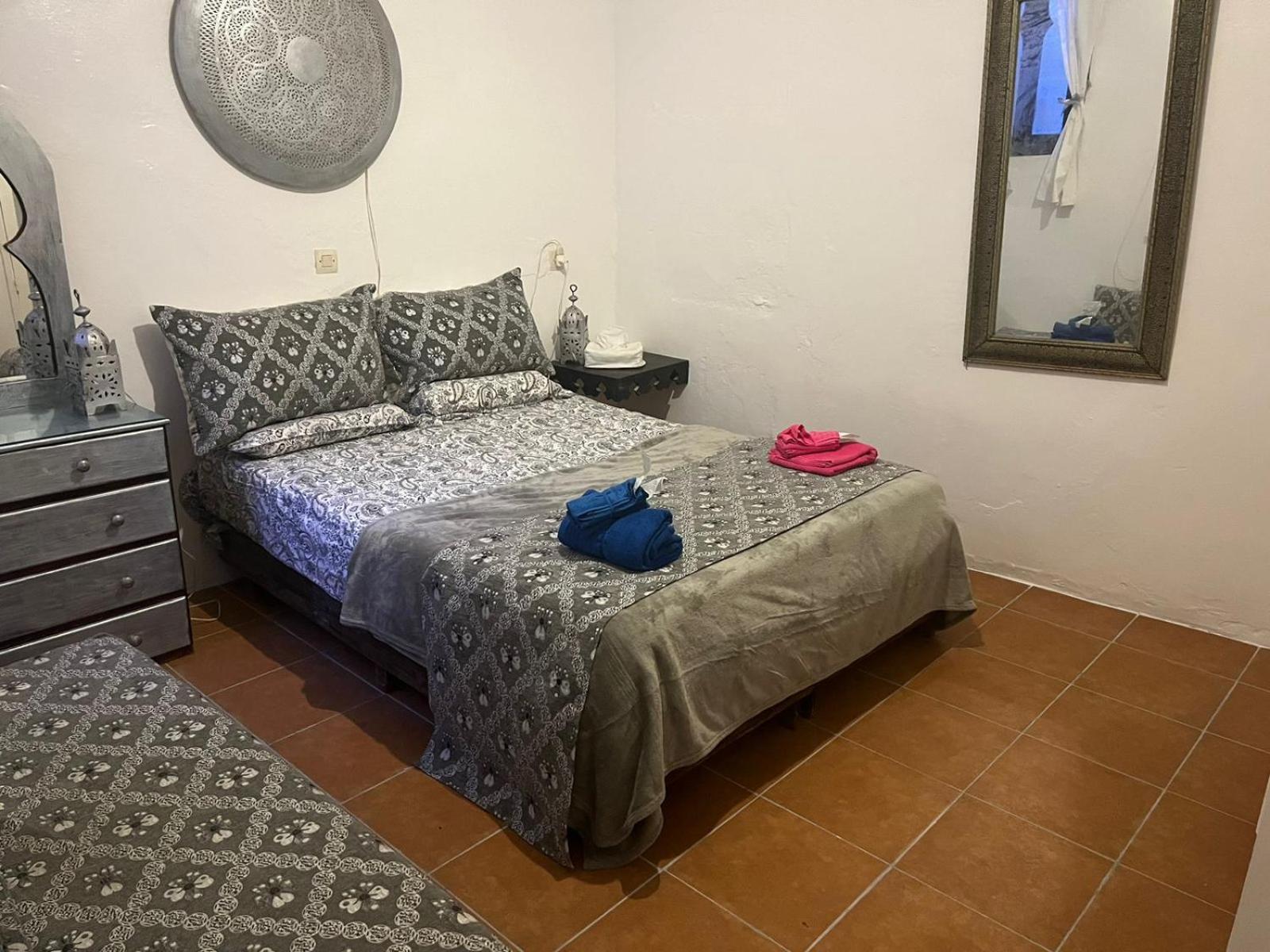 Hathor ,Casa Marroqui Con Dos Terrazas En La Medina Antigua , Ideal Parejas!! Wifi!! Asilah Exterior photo